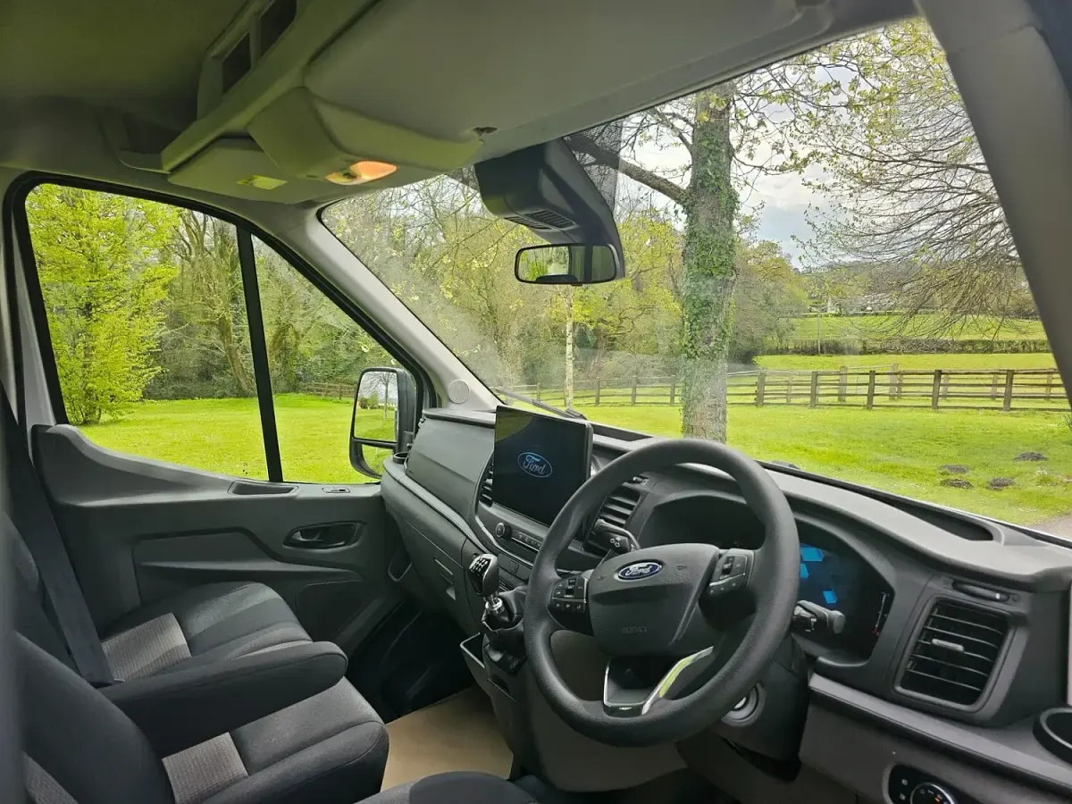 New Ford Transit 130 HP (95 kW) 2026 White Van