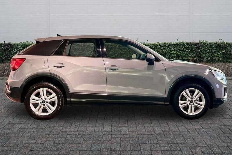 Used Audi Q2 Sport 113 HP (83 kW) 2025 Grey SUV
