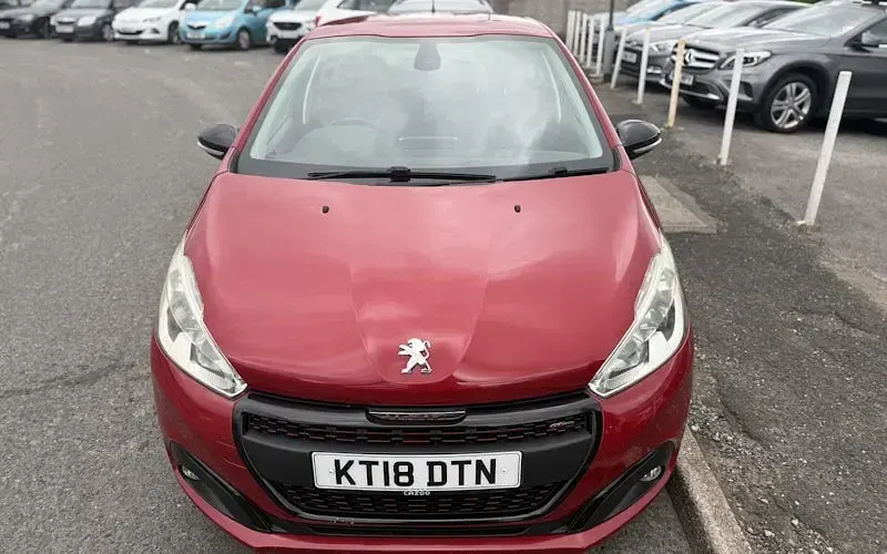 Used Peugeot 208 GT-line 99 HP (72 kW) 2018 Hatchback