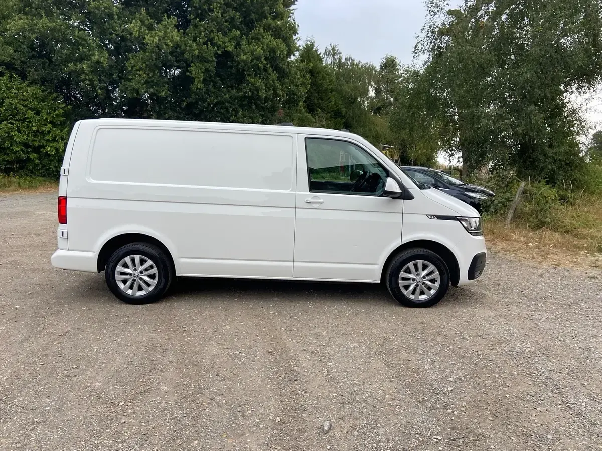 Used VW T6.1 Highline 110 HP (80 kW) 2021 White Van