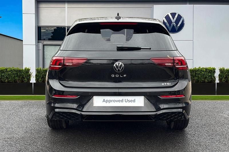 Used VW Golf VIII R-line 150 HP (110 kW) 2025 Black Hatchback