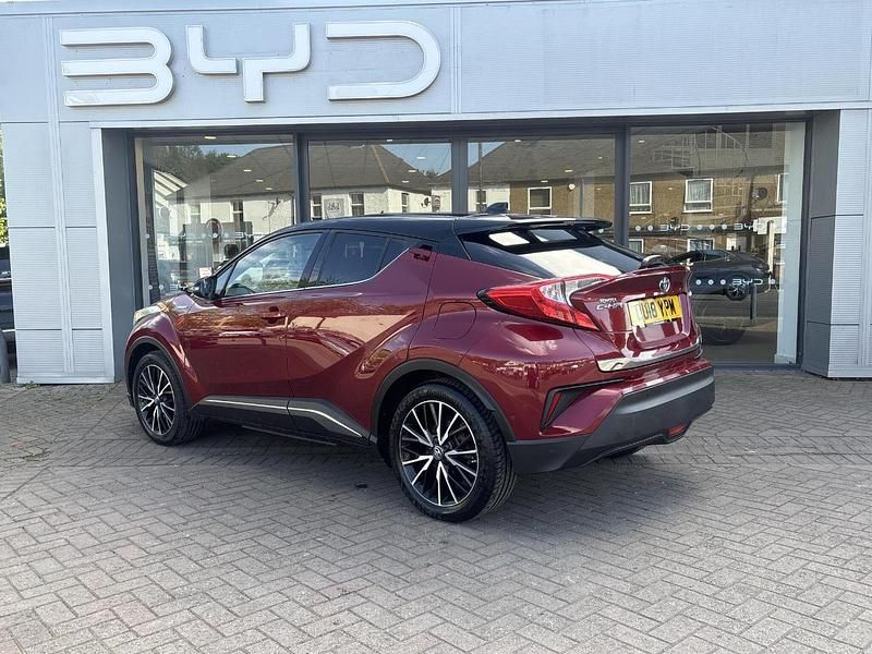 Second-hand Toyota C-HR Edition 120 CP (88 kW) 2018 Roșu SUV