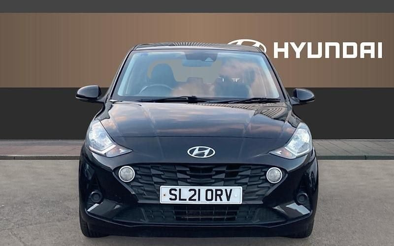 Used Hyundai i10 SE 67 HP (49 kW) 2023 Hatchback