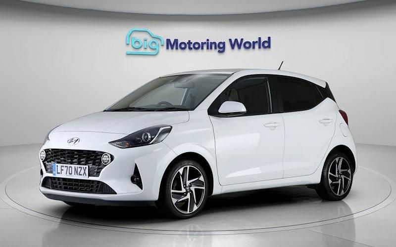 Used Hyundai i10 Premium 84 HP (61 kW) 2023 Hatchback
