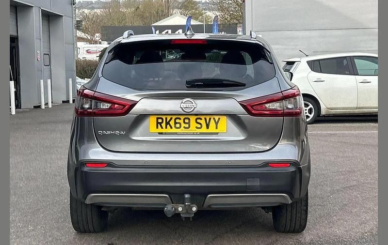 Used Nissan Qashqai Tekna 160 HP (117 kW) 2019 Grey SUV