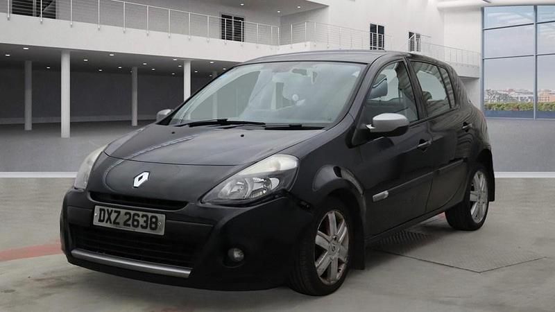 Used Renault Clio IV Dynamique 2012 Black Hatchback
