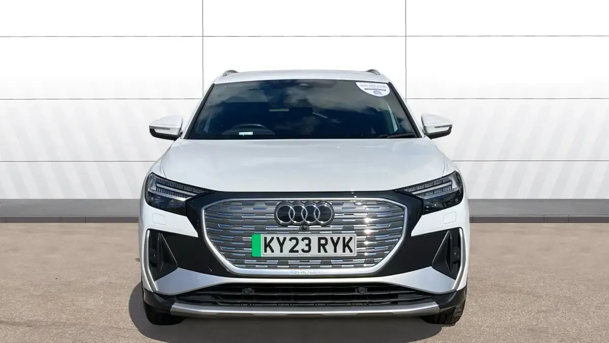 Used Audi Q4 e-tron S-Line 219 kW (299 HP) 2023 White SUV
