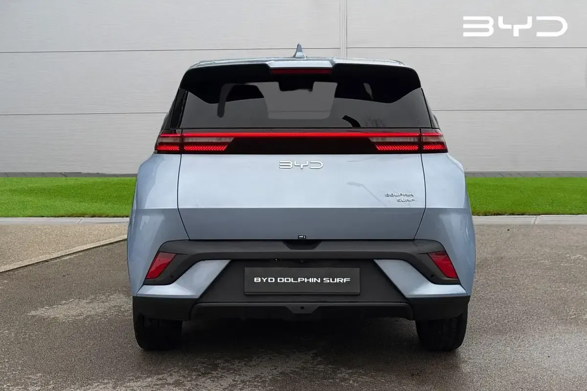 Nuevo BYD Dolphin Boost 64 kW (88 CV) 2026 Azul Utilitario