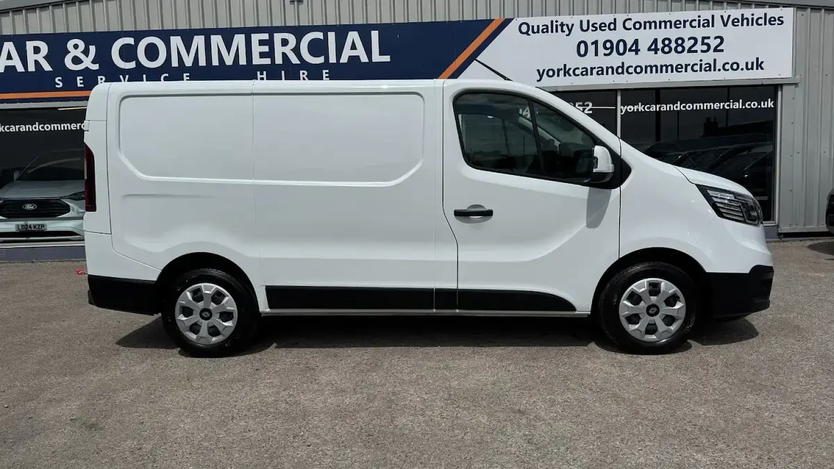 Used Renault Trafic 2025 White MPV