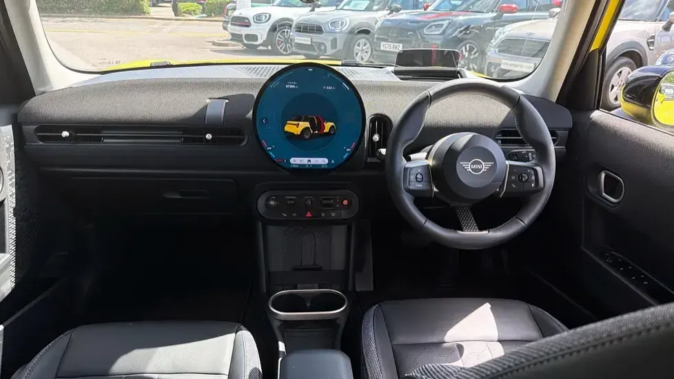 Used Mini Cooper S Hatch 204 HP (150 kW) 2024 Sunny side yellow Hatchback