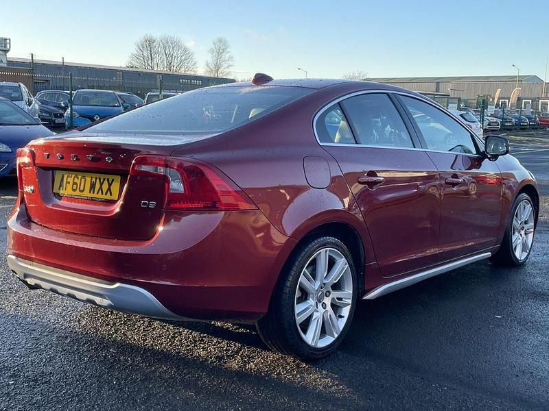 Used Volvo S60 SE Lux 163 HP (119 kW) 2010 Red Sedan