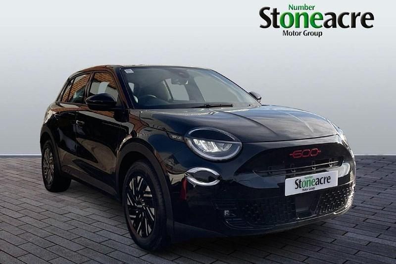 New Fiat 600E Red 114 kW (156 HP) 2025 SUV