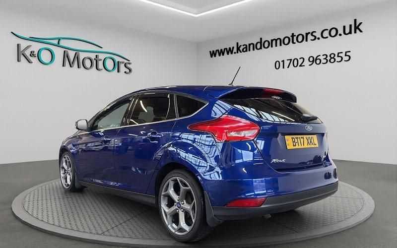Used Ford Focus Titanium 120 HP (88 kW) 2017 Hatchback