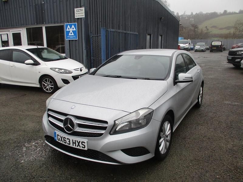 Used Mercedes A180 SE 2013 Silver Hatchback
