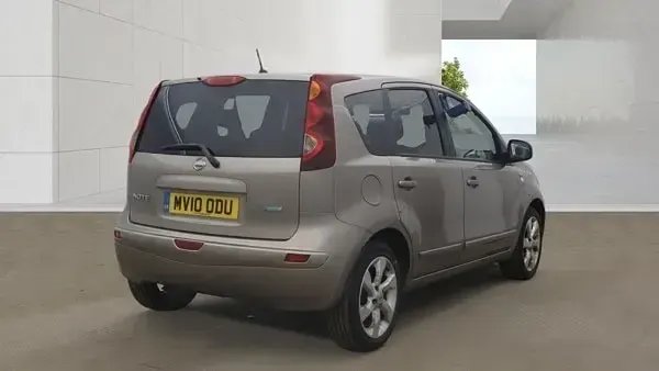 Used Nissan Note N-TEC 88 HP (64 kW) 2010 Beige Hatchback
