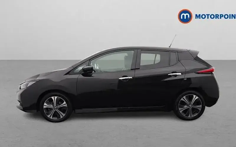 Used Nissan Leaf N-Connecta 110 kW (150 HP) 2020 Black Hatchback