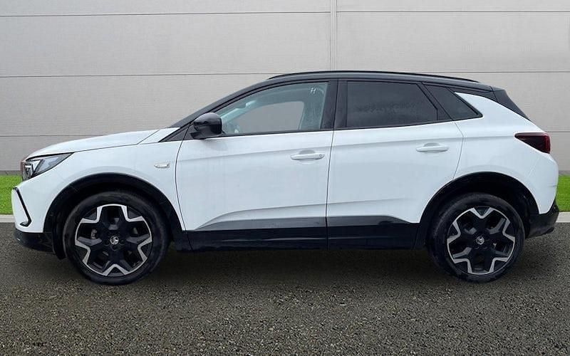 Used Vauxhall Grandland X Ultimate 131 HP (96 kW) 2024 White SUV