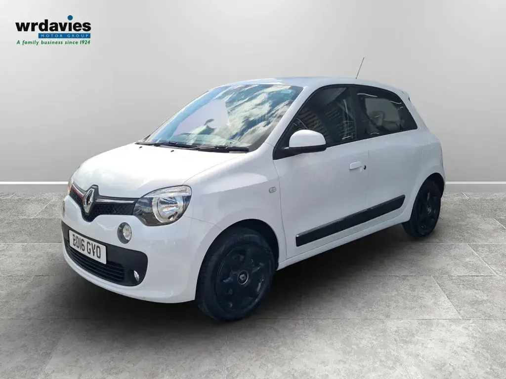Used Renault Twingo Dynamique 110 HP (80 kW) 2016 White Hatchback
