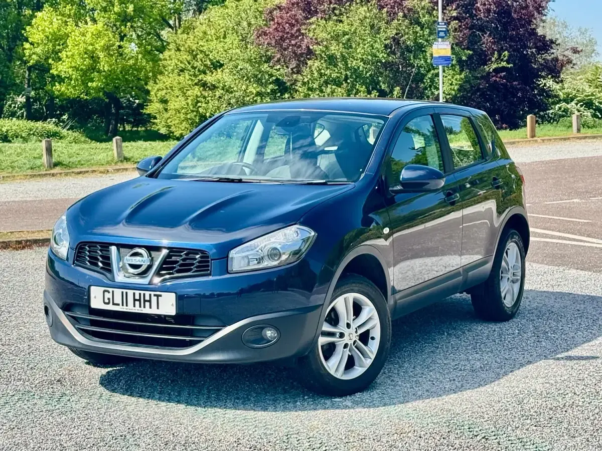 Used Nissan Qashqai Acenta 117 HP (86 kW) 2011 Blue SUV