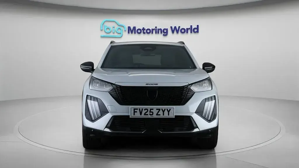 Used Peugeot 2008 Allure 130 HP (95 kW) 2025 White SUV