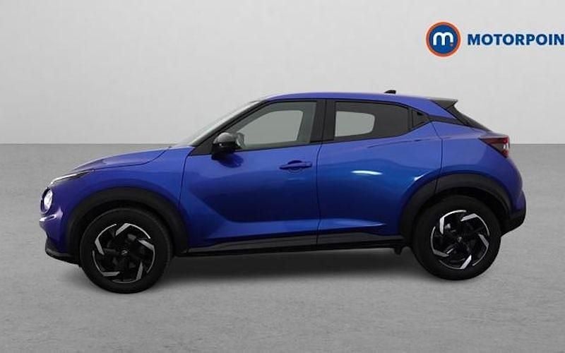Used Nissan Juke N-Connecta 114 HP (83 kW) 2023 Blue SUV