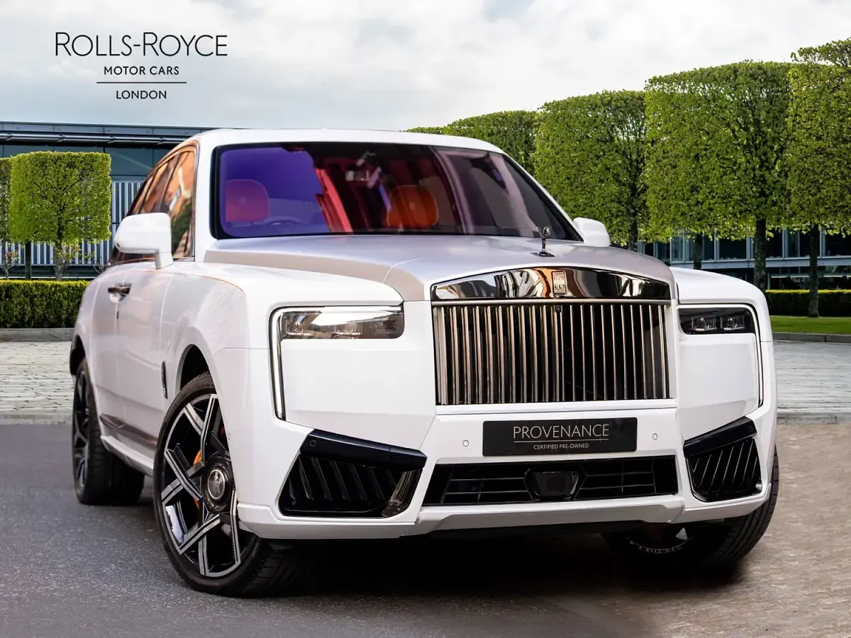 New Rolls Royce Cullinan 2026 Arctic white SUV