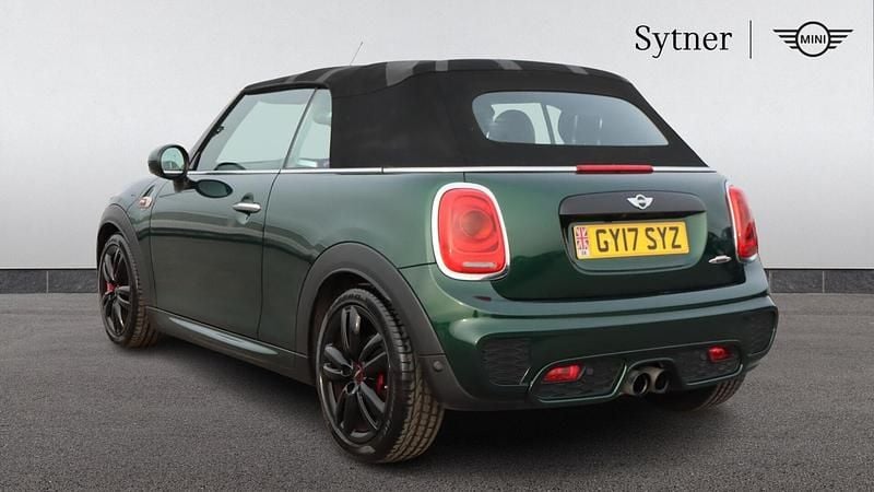 Used Mini John Cooper Works 228 HP (167 kW) 2017 Green Hatchback