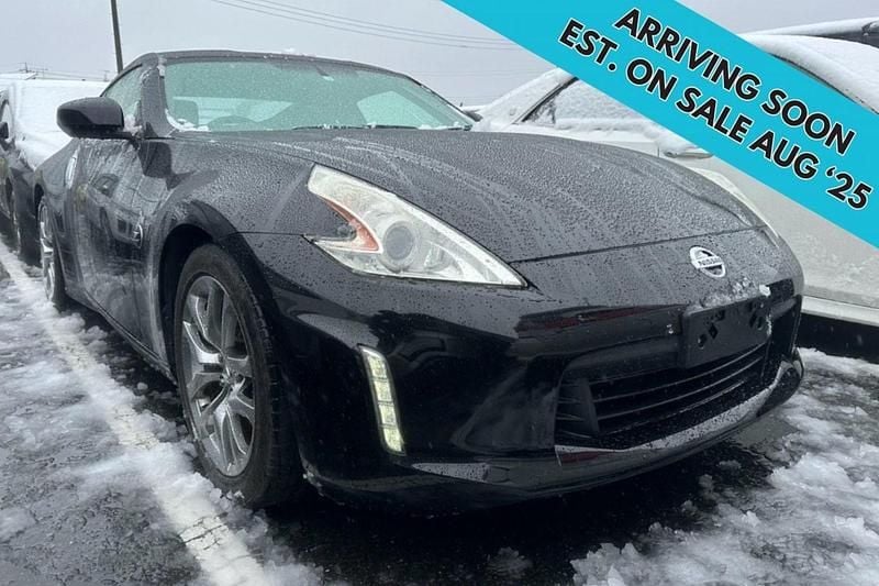 Black Used 2012 Nissan 370Z Coupe | £15,995 (Fair price) - Image 1/3