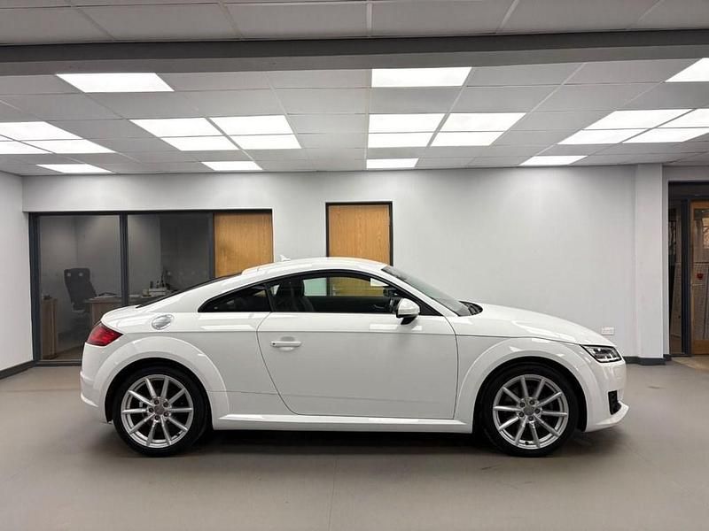 Used Audi TT Sport 184 HP (135 kW) 2016 White Coupe