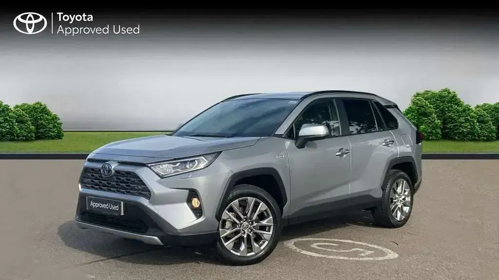 Used Toyota RAV4 Hybrid 218 HP (160 kW) 2021 Silver SUV