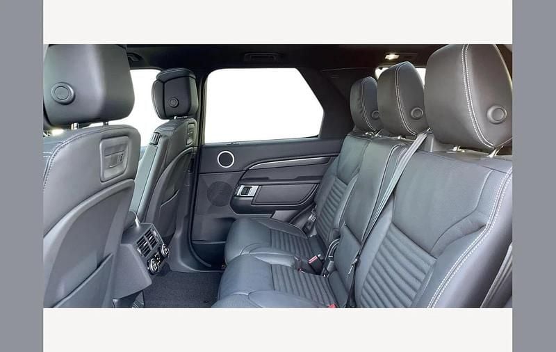 Used Land Rover Discovery 5 350 HP (257 kW) 2026 Black SUV