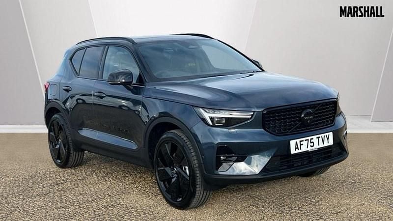 Blue New 2025 Volvo XC40 Ultra SUV | £39,995 (Super price) - Image 1/4