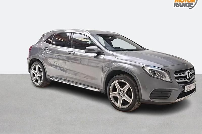 Used Mercedes GLA180 AMG line 122 HP (89 kW) 2019 Grey SUV