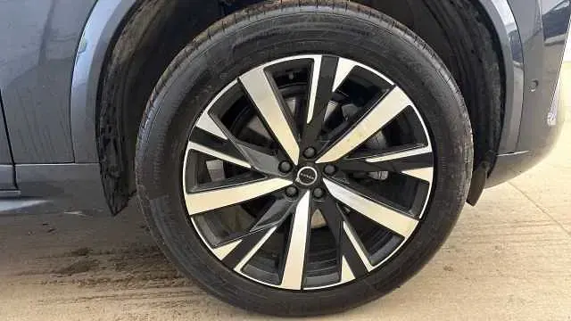 Usado Volvo XC90 Plus 247 HP (181 kW) 2026 SUV