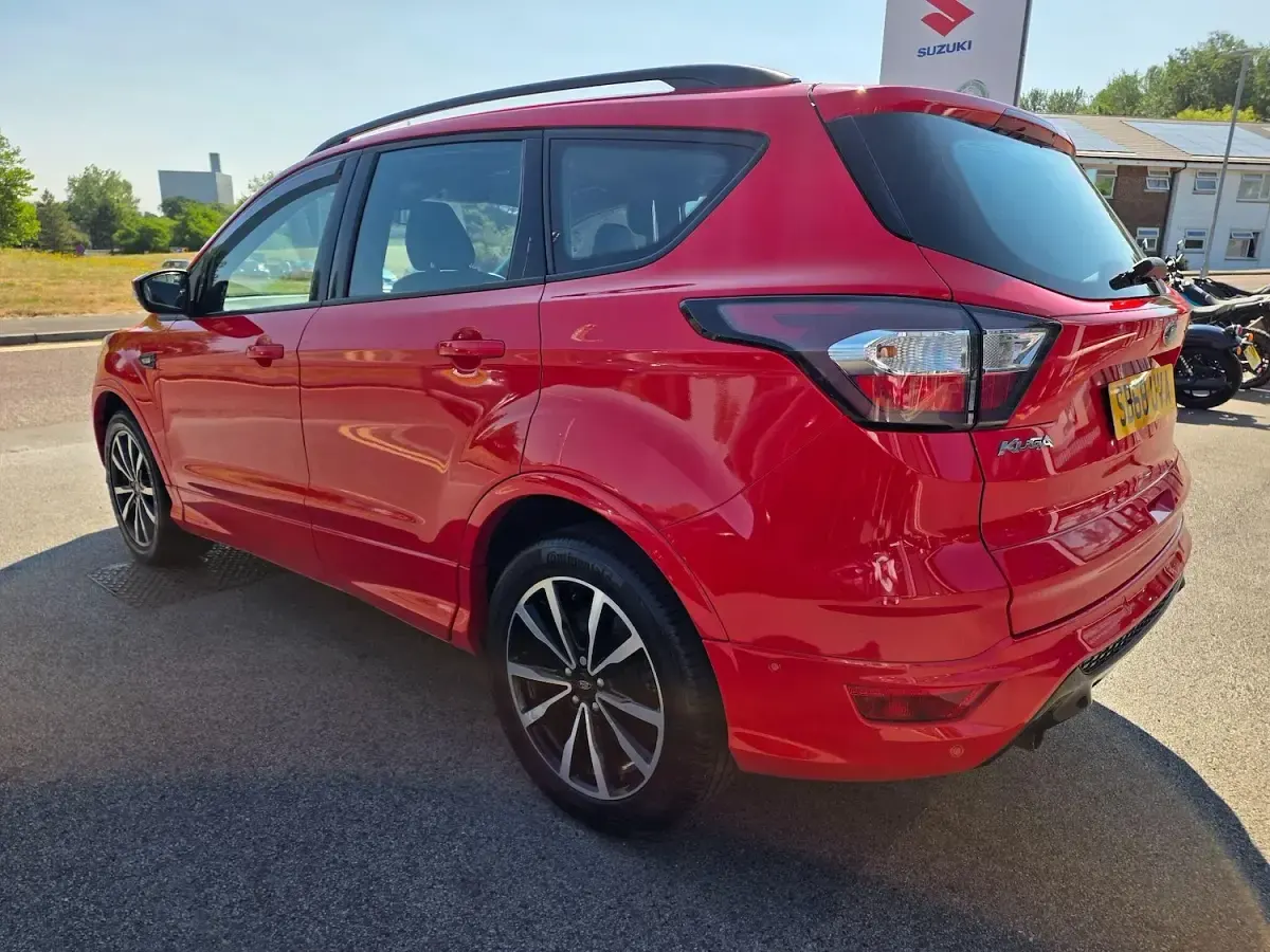 Used Ford Kuga ST-Line 120 HP (88 kW) 2018 Red SUV