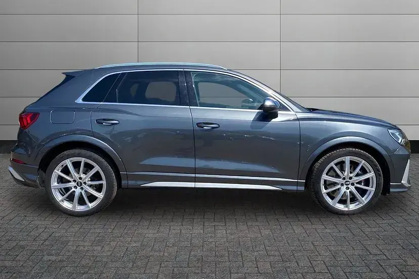 Used Audi RS Q3 Advanced 400 HP (294 kW) 2021 Grey SUV