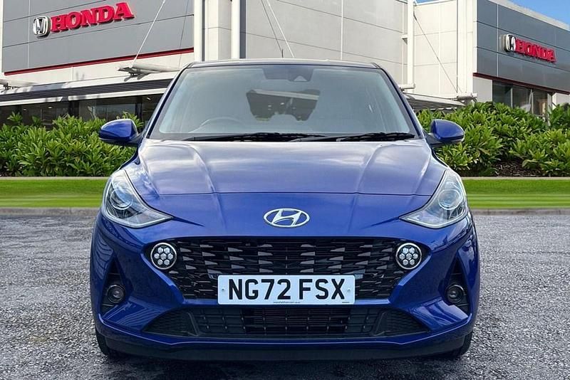 Used Hyundai i10 Premium 2023 Blue Hatchback