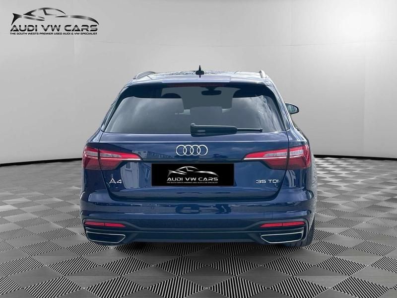 Used Audi A4 Sport 190 HP (139 kW) 2022 Blue Estate