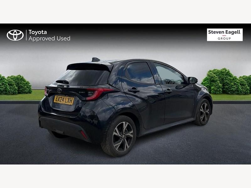 Used Toyota Yaris Hybrid Design 2024 Black Hatchback