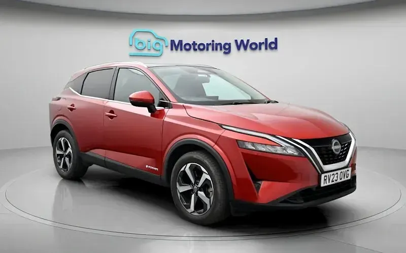 Used Nissan Qashqai N-Connecta 190 HP (139 kW) 2023 Red SUV