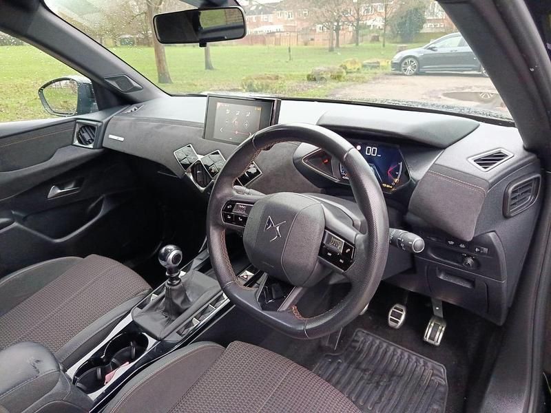 Used DS Automobiles DS3 Crossback Performance 100 HP (73 kW) 2019 Black SUV