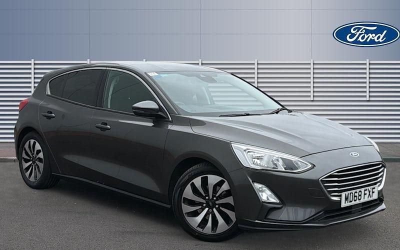 Used Ford Focus Zetec 125 HP (91 kW) 2019 Grey Hatchback
