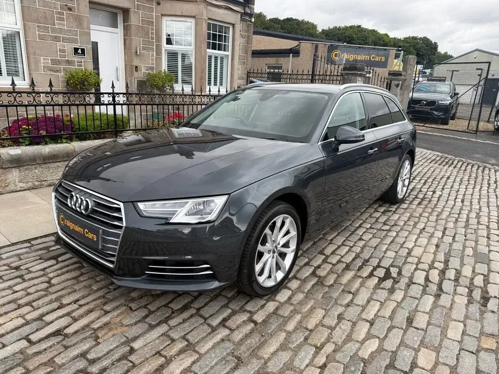 Used Audi A4 Sport 150 HP (110 kW) 2018 Grey Estate