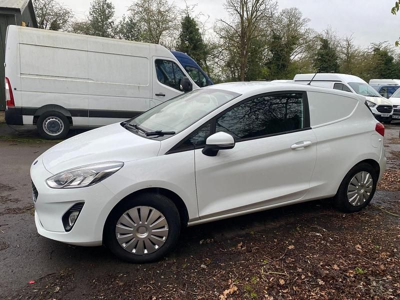 Used Ford Fiesta S 2019 White Hatchback