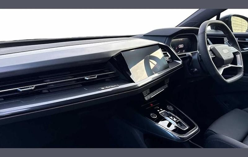 Used Audi Q4 e-tron Black Edition 147 kW (200 HP) 2026 Grey SUV