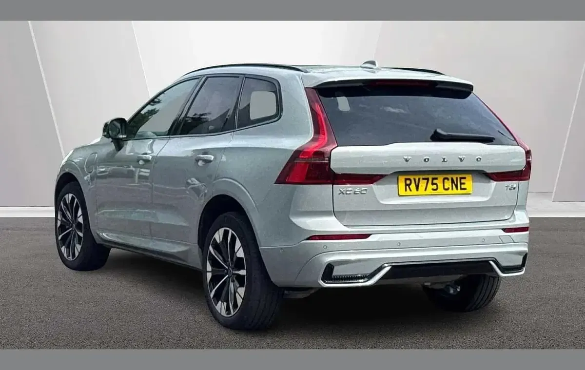 Used Volvo XC60 Ultra 449 HP (330 kW) 2025 Grey SUV