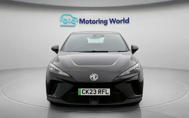 Used MG MG4 EV SE 319 kW (435 HP) 2023 Black Hatchback