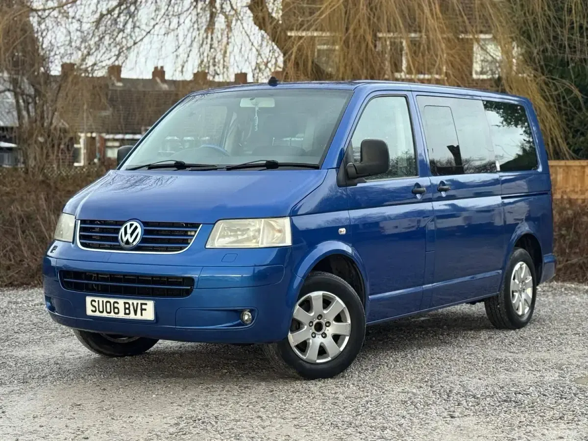 Used VW Shuttle SE 2006 Blue MPV