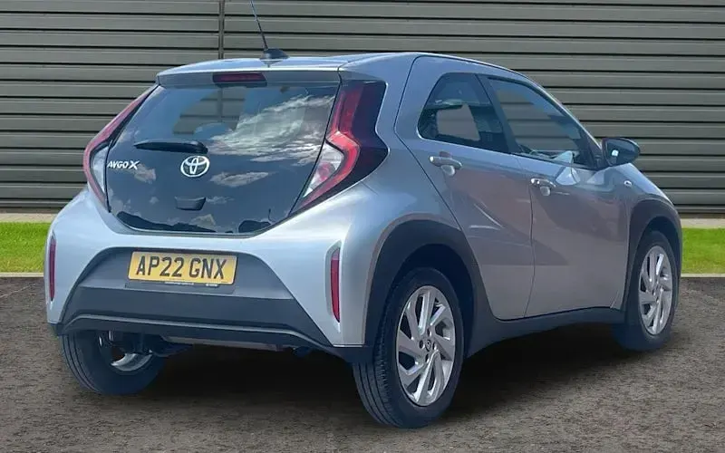 Used Toyota Aygo X PURE 72 HP (52 kW) 2025 SUV