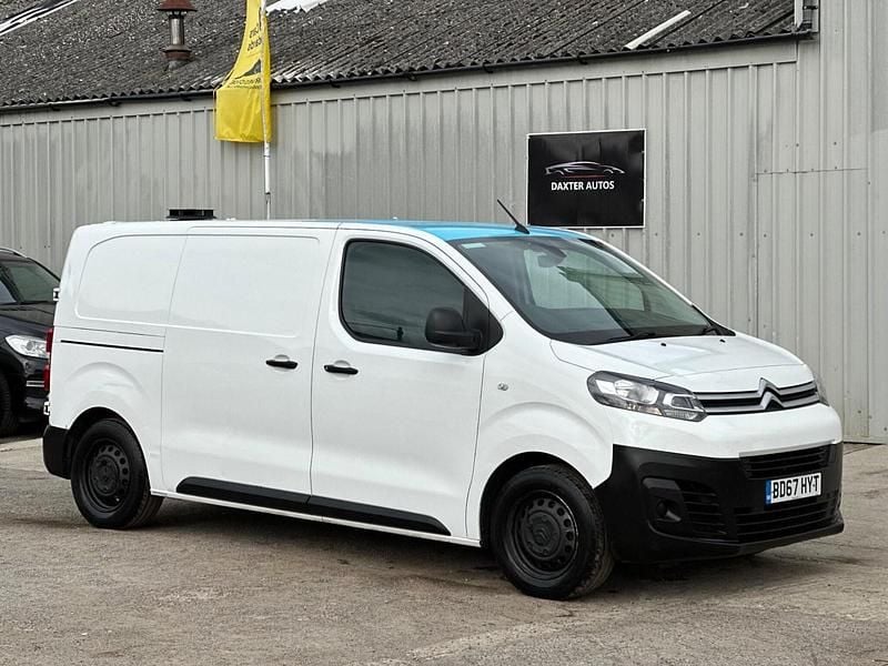 White Used 2018 Citroën Dispatch MPV | £7,990 (Good price) - Image 1/2